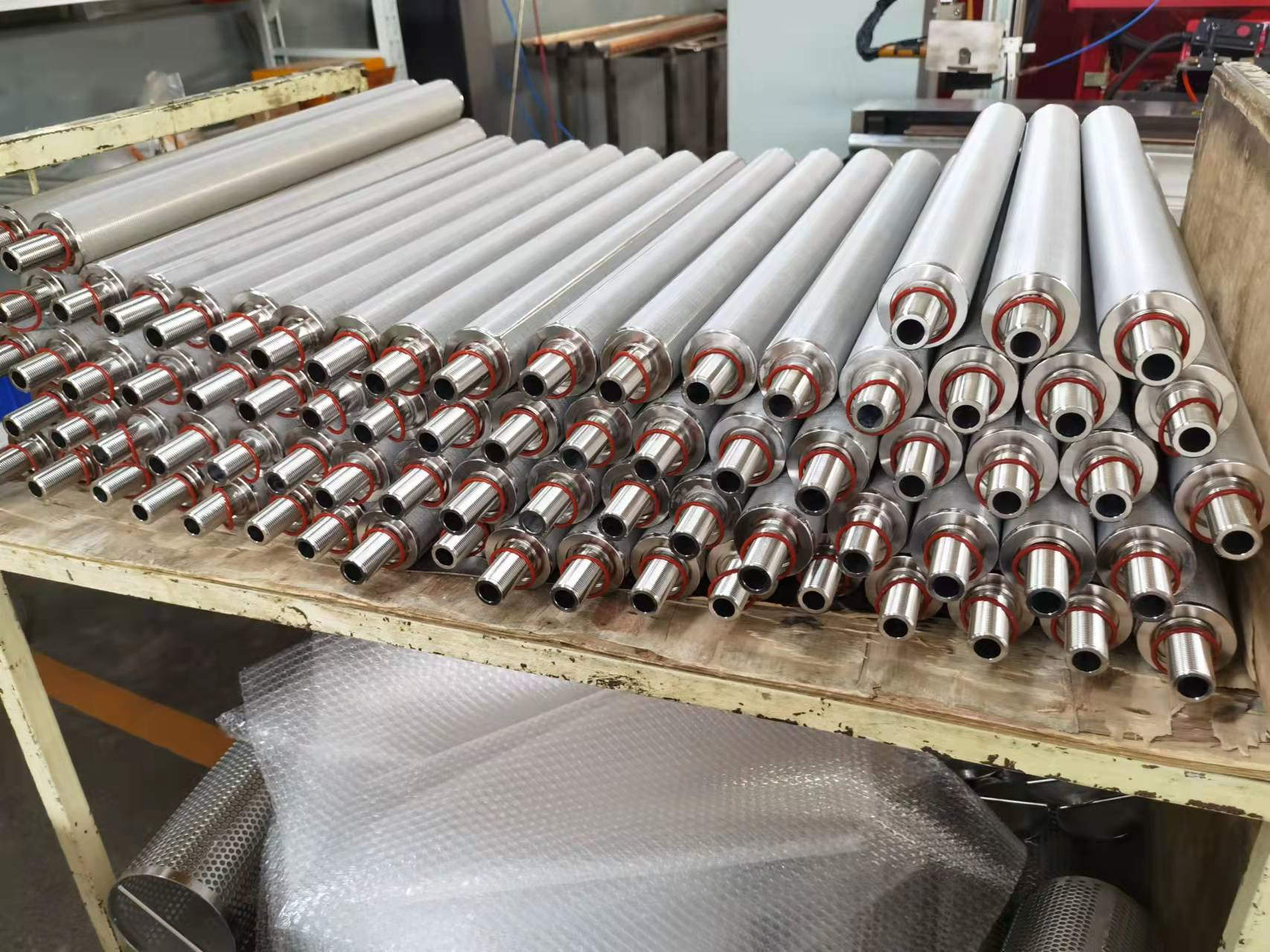 陜西客戶(hù)定購(gòu)的非標(biāo)定制不銹鋼燒結(jié)濾芯